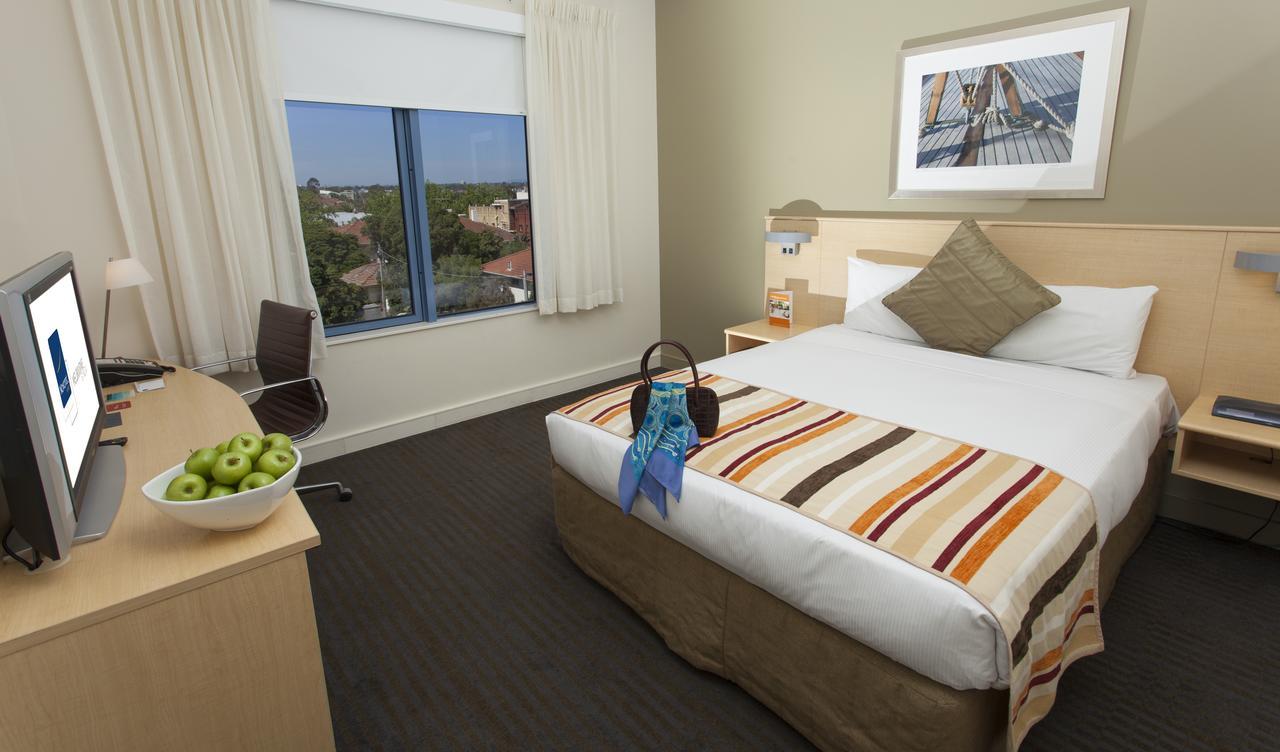 Novotel Melbourne St Kilda エクステリア 写真